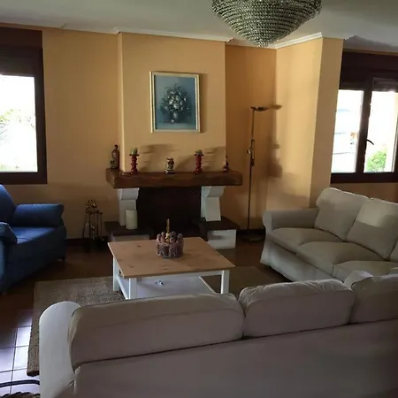 Villa Oktheway Maneiro